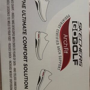 Skechers Men's White and Black Go Golf Sneakers